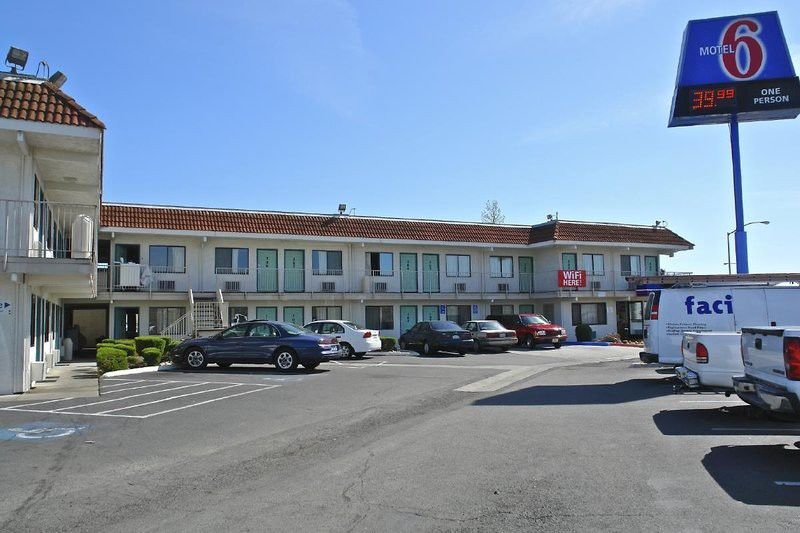 Motel 6-Vallejo, Ca - Six Flags West מראה חיצוני תמונה