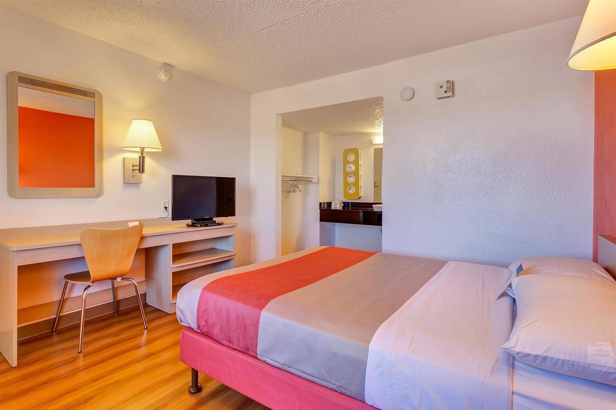 Motel 6-Vallejo, Ca - Six Flags West מראה חיצוני תמונה